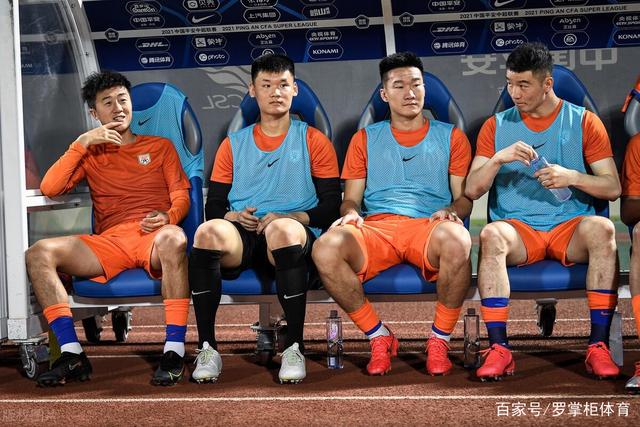 意甲-莱奥进球 托纳利传射 AC米兰客场2-1夺连胜